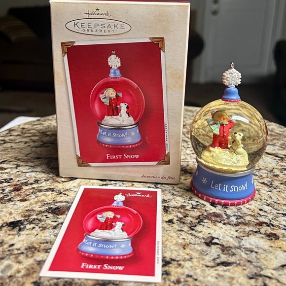 Hallmark Keepsake Ornament • First Snow • Snow Globe • 2002 • New W/Box - Picture 15 of 16